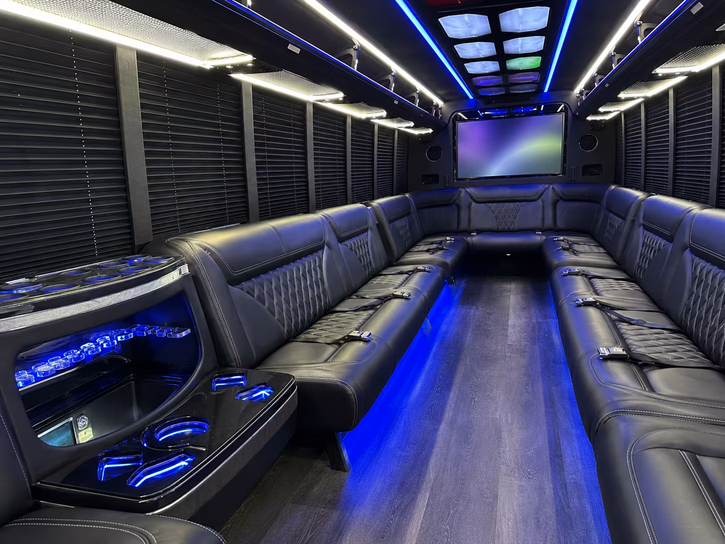 biloxi 20 passenger party bus inside
