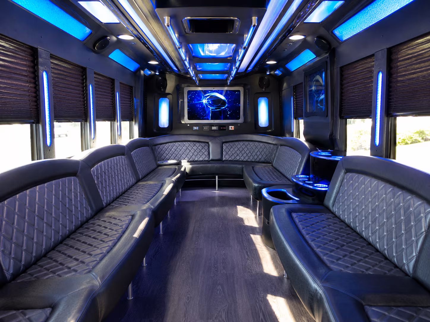biloxi 28 passenger party bus inside